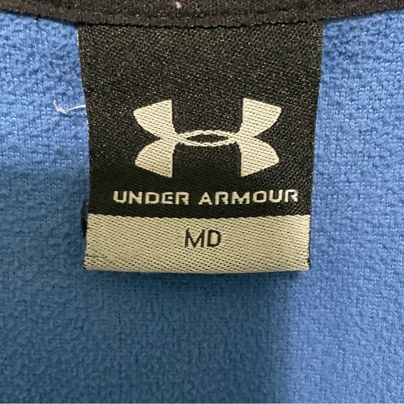 Under Armour fleece shirt size M front pocket with 1/4 zip pullover comfortable - Picture 5 of 8